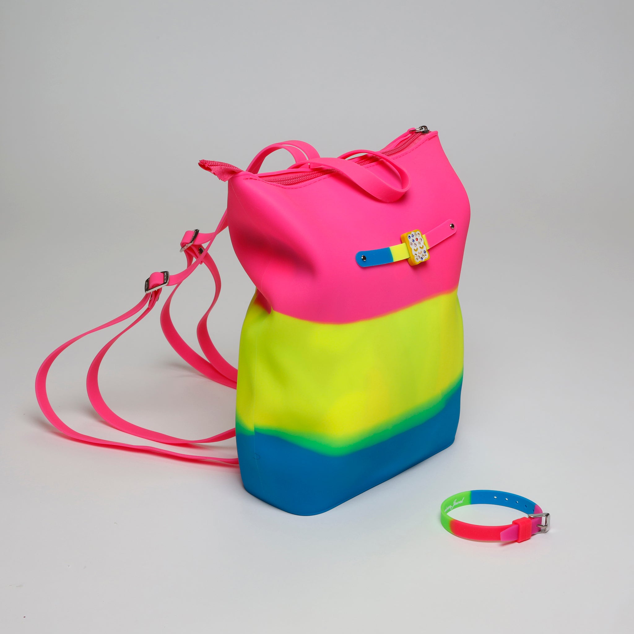 Yummy Gummy Zipper Bucket