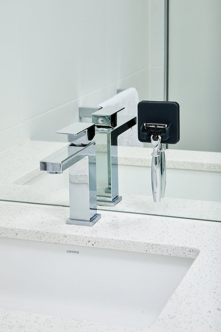 The Mason - Razor Holder