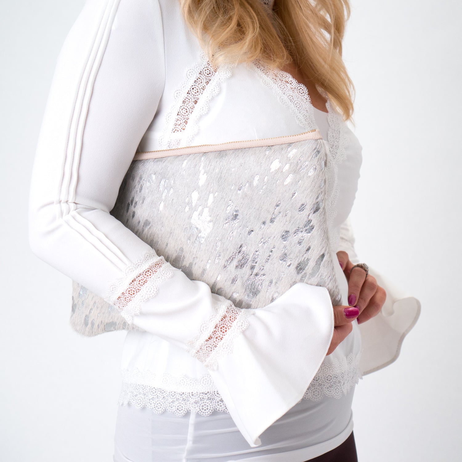 Foil Metallic Clutch