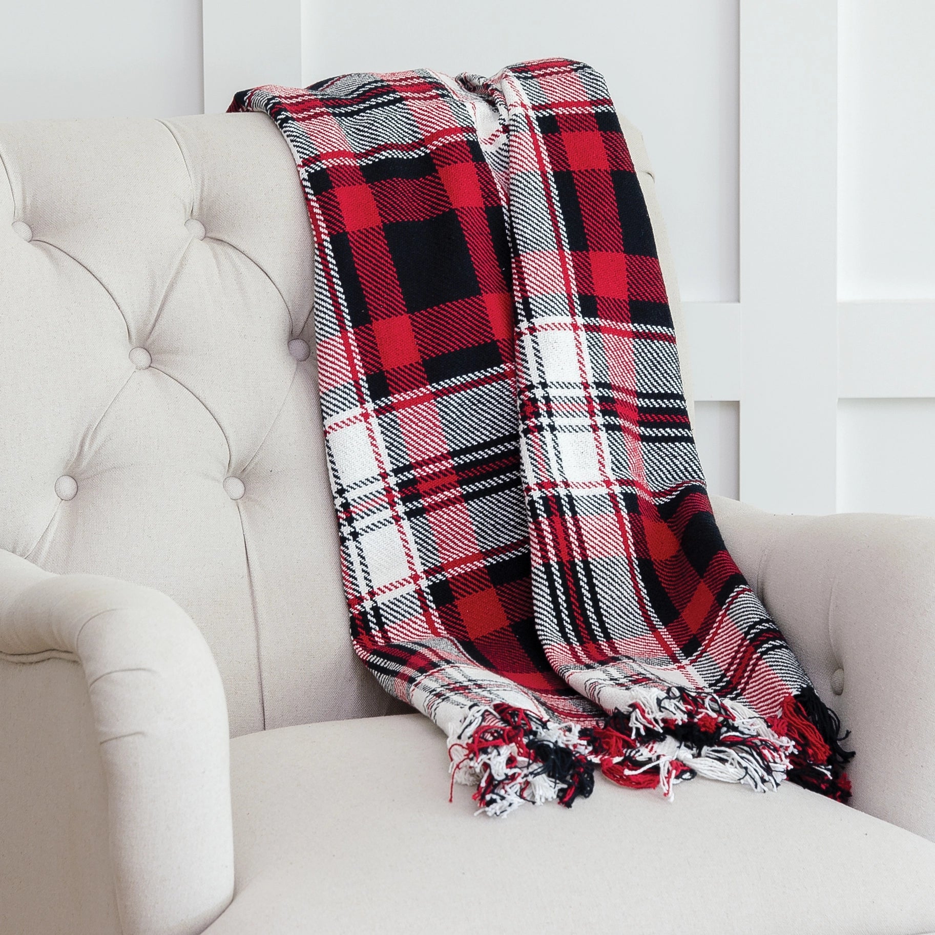 Fireside Plaid Woven Fringe Blanket